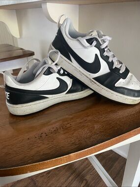 Nike White and Black Court-Style Sneakers
